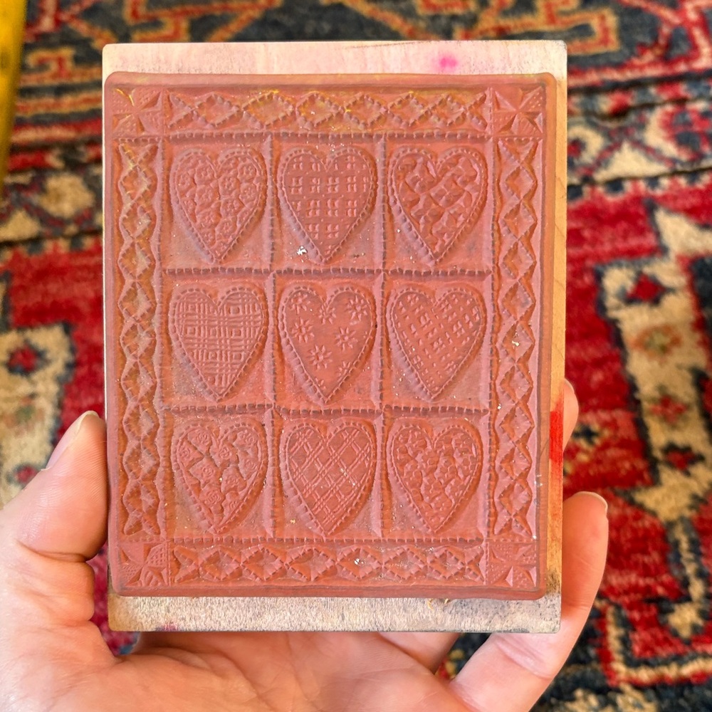 Rustic Heart Pattern Wooden Stamp - Picture 3 of 3
